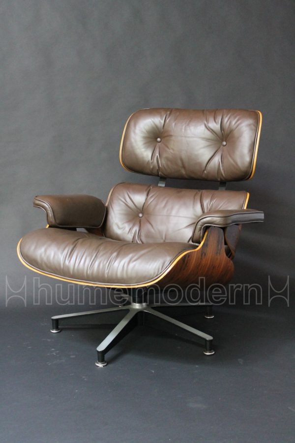 photo of front angle of brown leather Classic Eames Lounge Chair ES670 - ES671 #47
