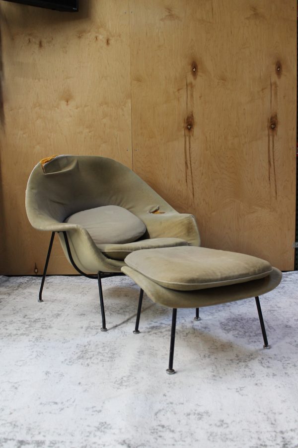 used Saarinen chair and ottoman
